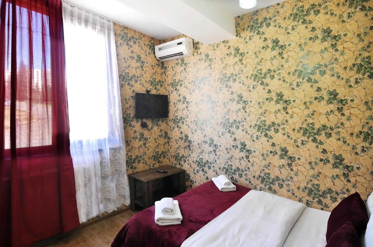 Отель Hotel Kavela Тбилиси-30